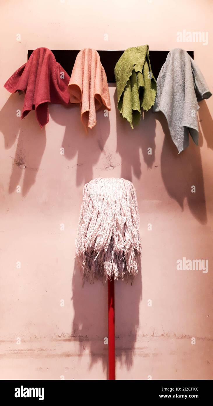 Dust cloths hires stock photography and images Alamy