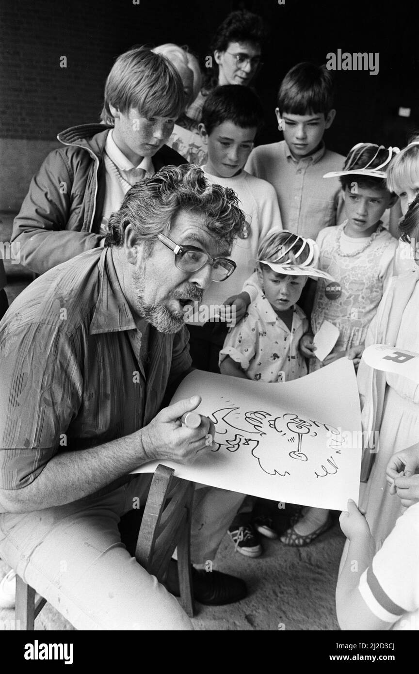 Rolf Black and White Stock Photos & Images - Page 3 - Alamy