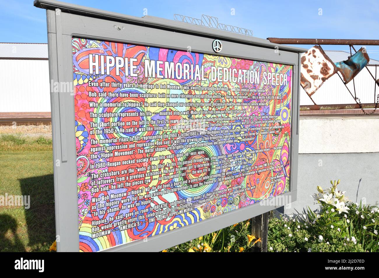The Hippie Memorial in Arcola, Illinois Stock Photo Alamy