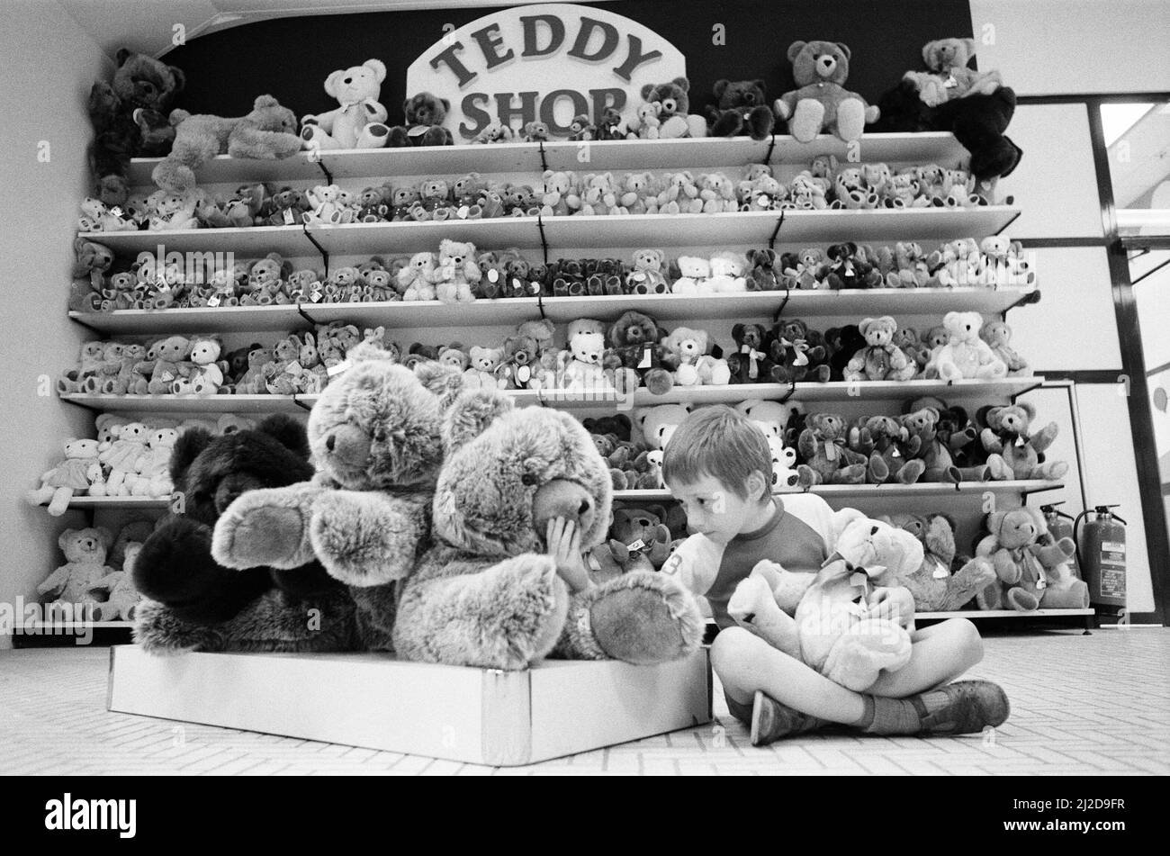 Hamleys Toy Shop, Bull Street, Birmingham, 11th October 1985. Hamleys