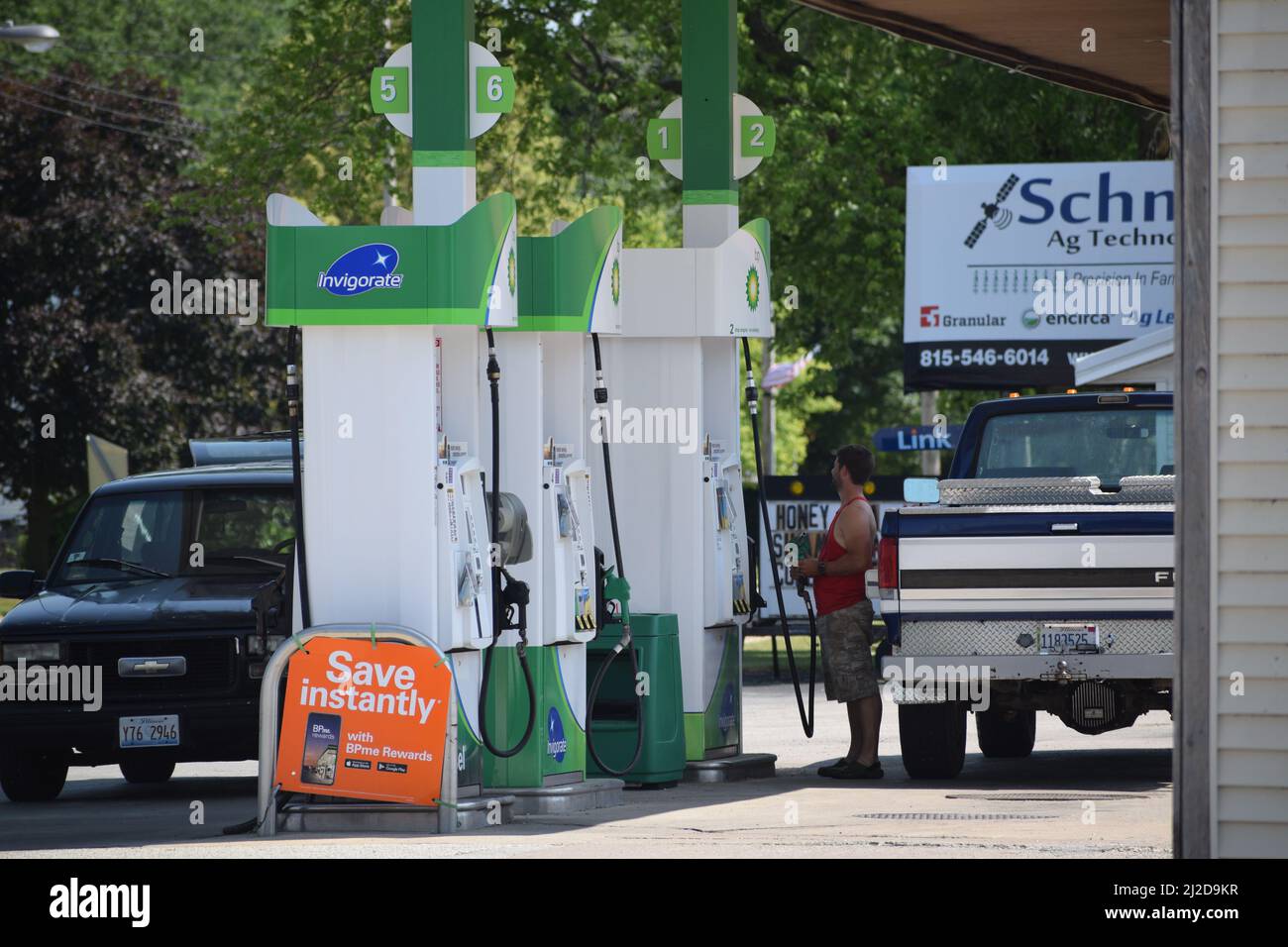 Bp petrol stations hires stock photography and images Alamy