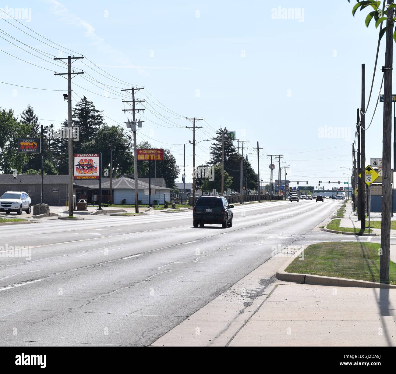 Car driving in tuscola hires stock photography and images Alamy