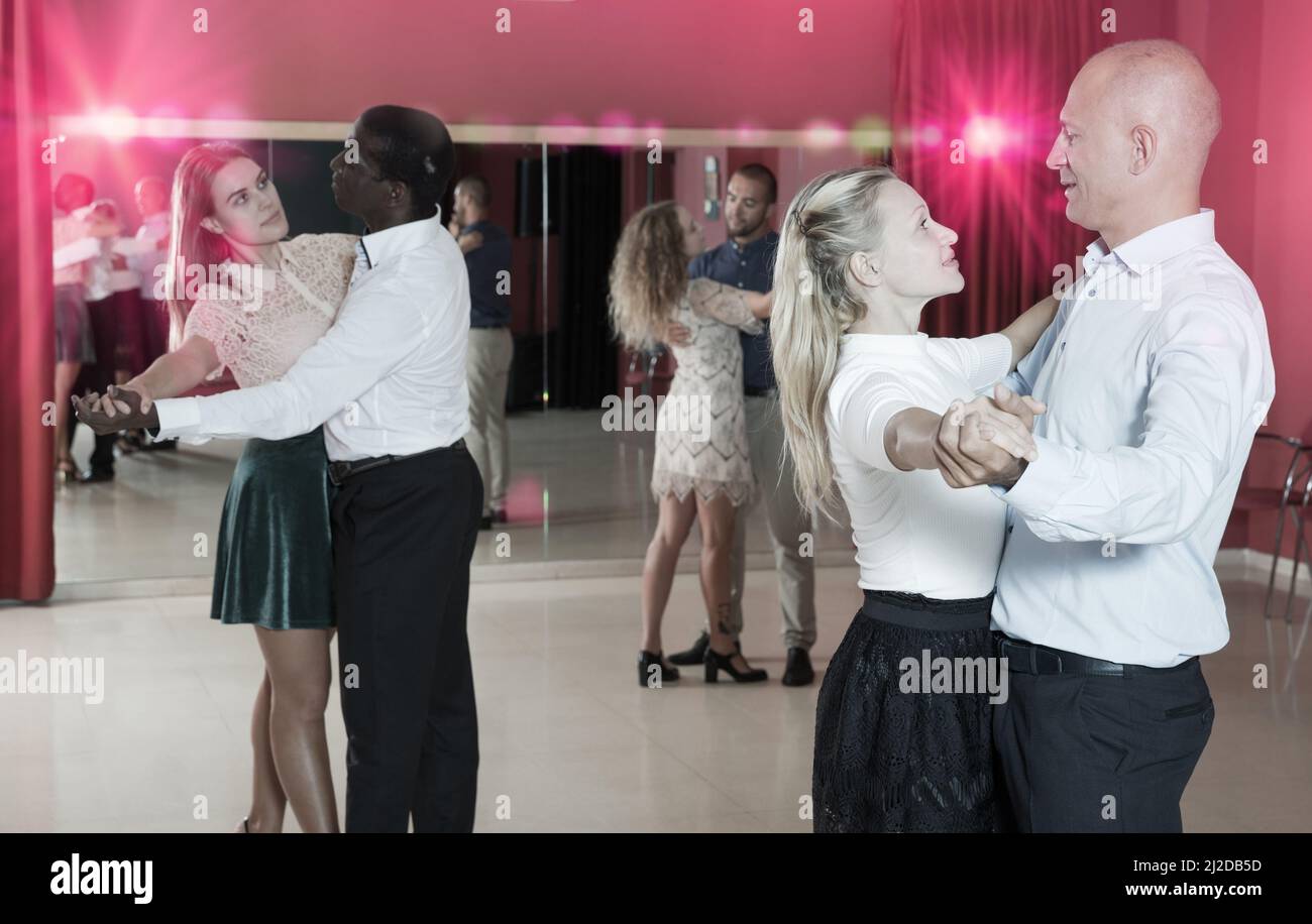 People learning to dance waltz Stock Photo Alamy