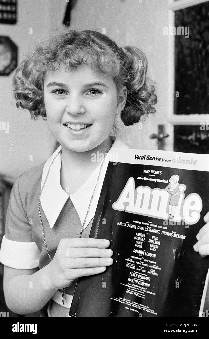 All the world's a stage for young Zoe Cook, of Waterloo - she has just landed the big part of Annie in a Wakefield musical production. Zoe was picked from nearly 100 Yorkshire girls who auditioned for the child lead roll in the popular musical Annie. Zoe, 11, is staring in the musical all this week at Crigglestone Operatic and Dramatic Society's production at Unity Hall, Wakefield. Zoe is a pupil of Almondbury Junior School and a member of Huddersfield Junior Light Opera Society.  21st January 1986. Stock Photo