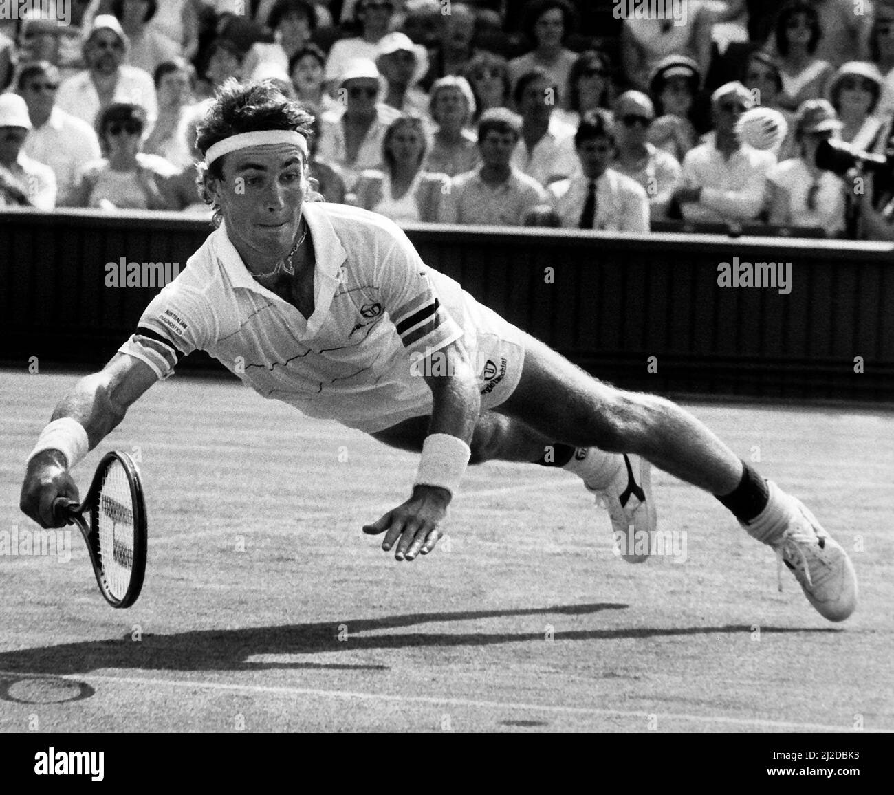 Le joueur de tennis Mats Wilander le 25 mai 1987 à Paris, France. News