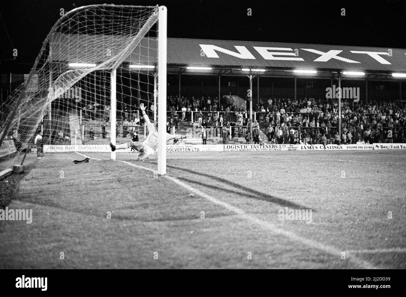 English League Division Three match held at Griffin Park, Brentford 1 -2 Reading. 17th September 1985.English League Division Three match held at Griffin Park, Brentford 1 -2 Reading. 17th September 1985. Stock Photo