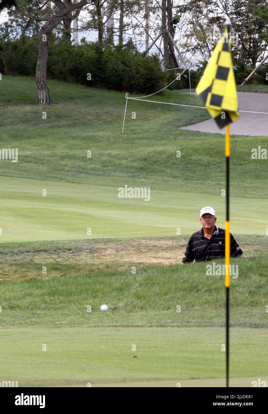Sep 18, 2011-Incheon, South Korea-Mark Brooks of USA, 14th hall putt during the PGA Tour Songdo IBD championship final round at Jack Nicklaus golf club in Incheon on Sep 18, 2011. Stock Photo