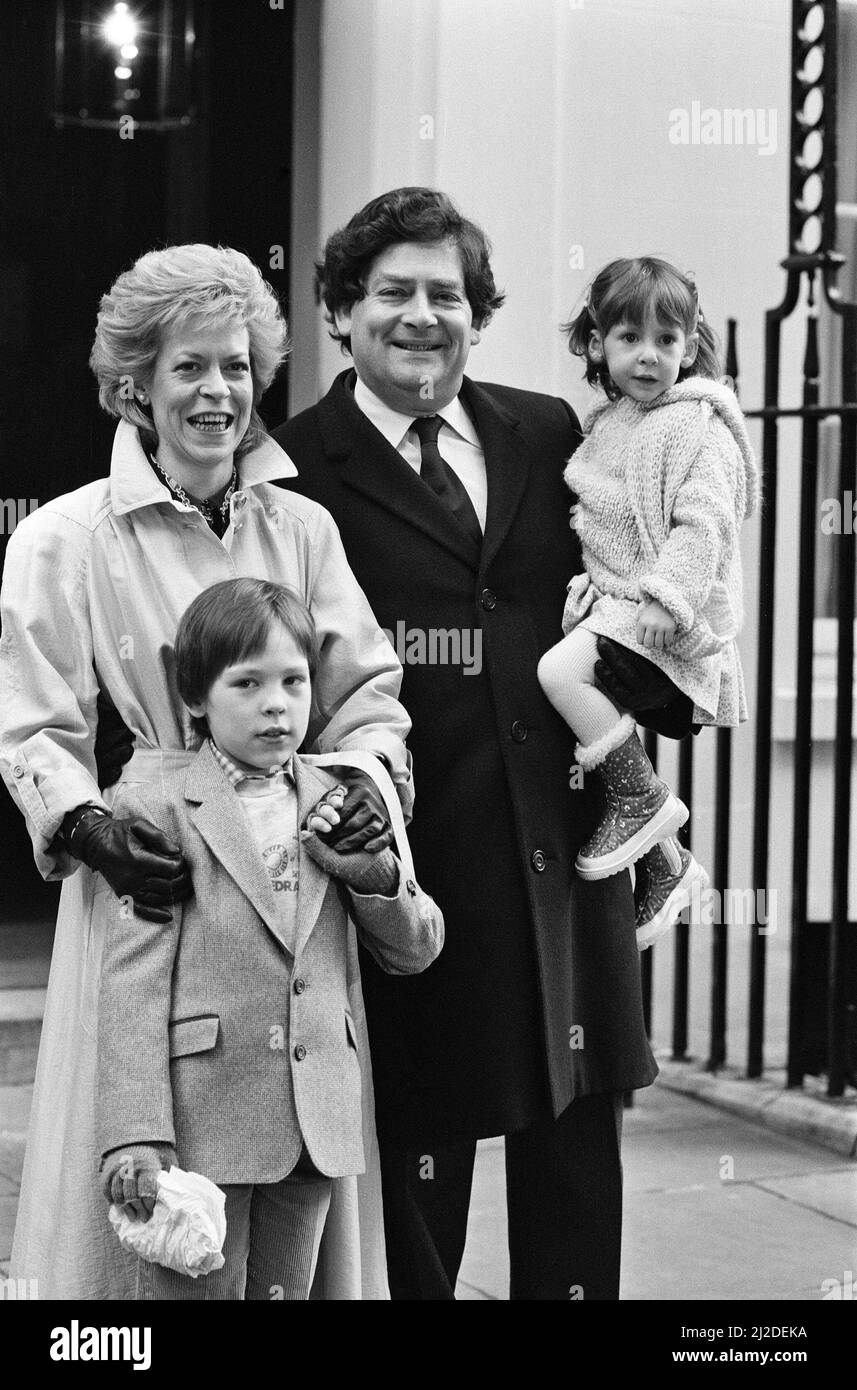 Chancellor of the Exchequer Nigel Lawson and his wife Therese with their children outside number 11 Downing Street on budget day. 19th March 1985. Stock Photo