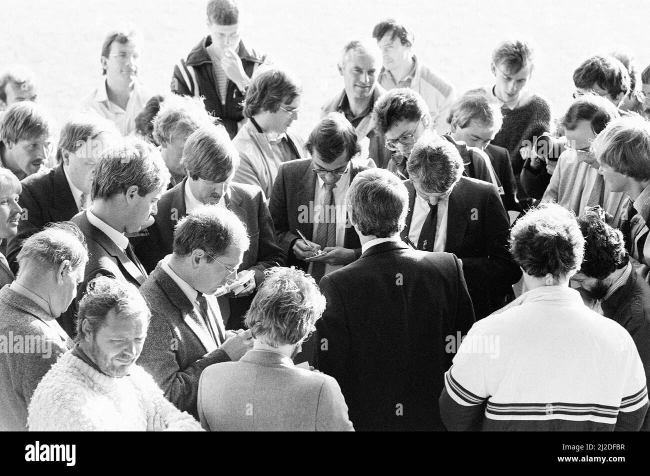 Reading 1-0 Bolton, league division three match at Elm Park, Saturday 5th October 1985. 11 league wins in a row. Media Attention for record equaling team. Stock Photo