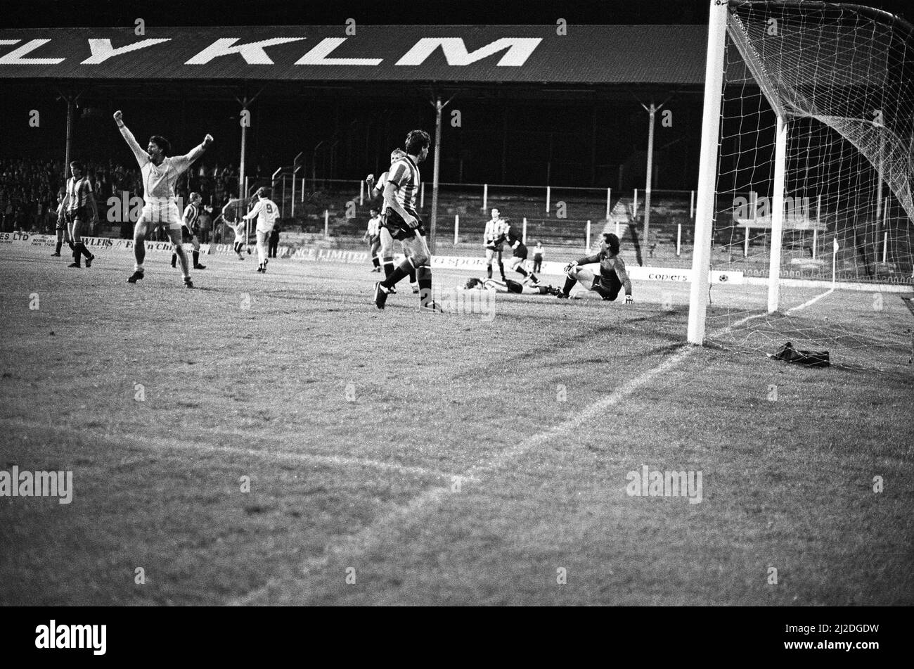 English League Division Three match held at Griffin Park, Brentford 1 -2 Reading. 17th September 1985.English League Division Three match held at Griffin Park, Brentford 1 -2 Reading. 17th September 1985. Stock Photo