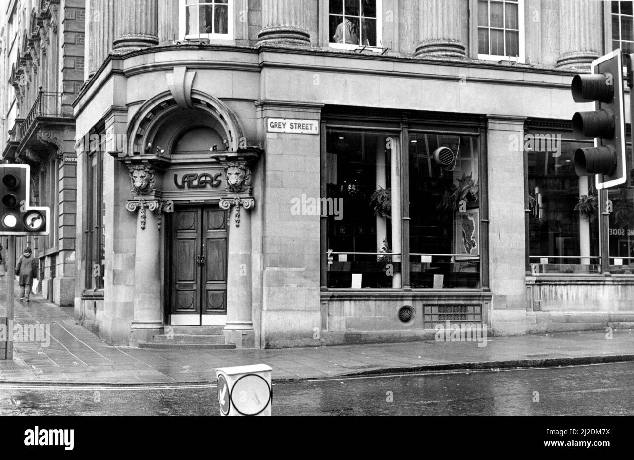 Newcastle public houses (pubs / pub) Lazers Wine Bar, Grey Street