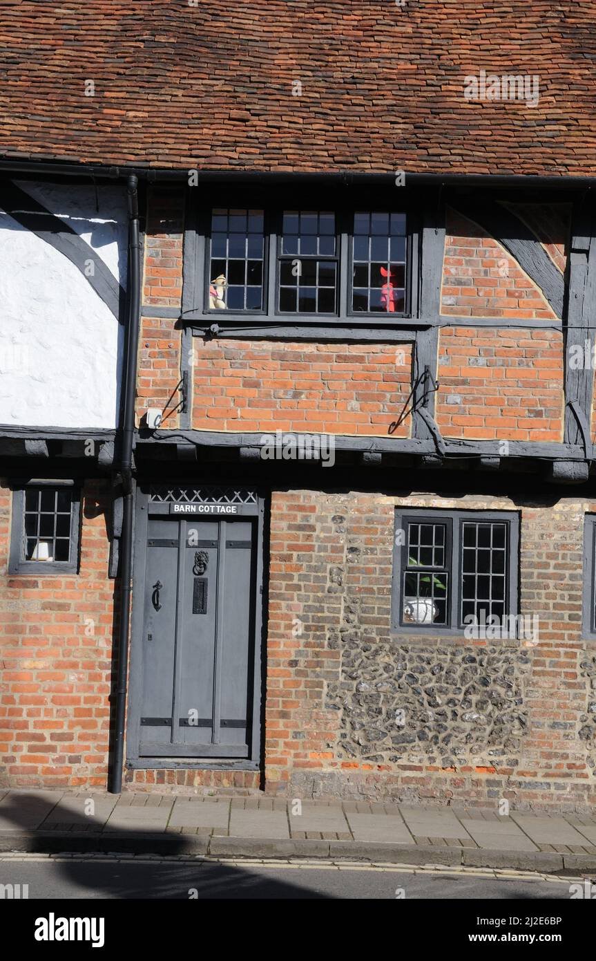 Barn Cottage, HenleyonThames, Oxfordshire Stock Photo Alamy