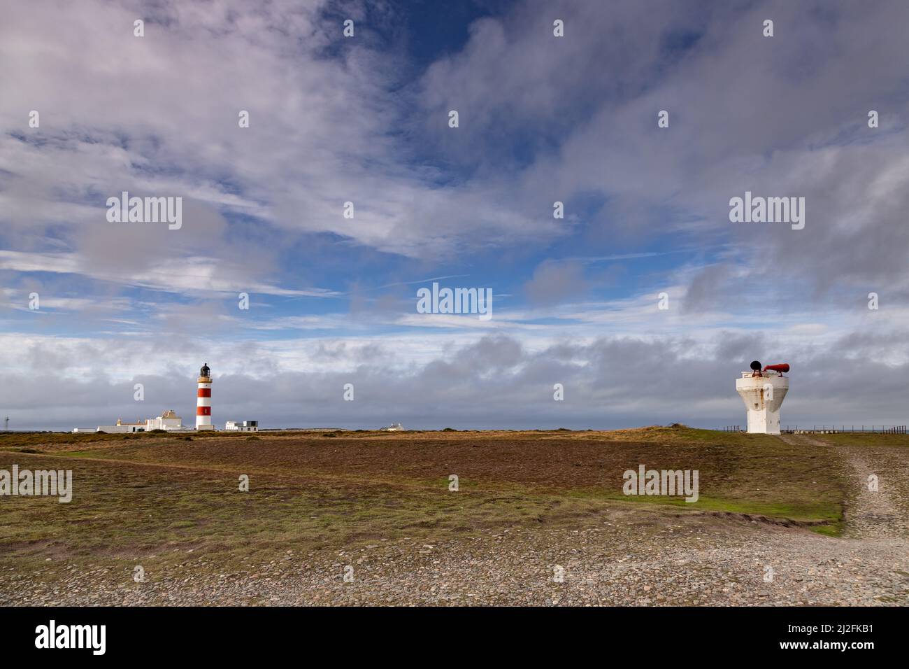 Lighthouse and foghorn at the Point of Ayre on the Irish Sea coast of the Isle of Man Stock Photo