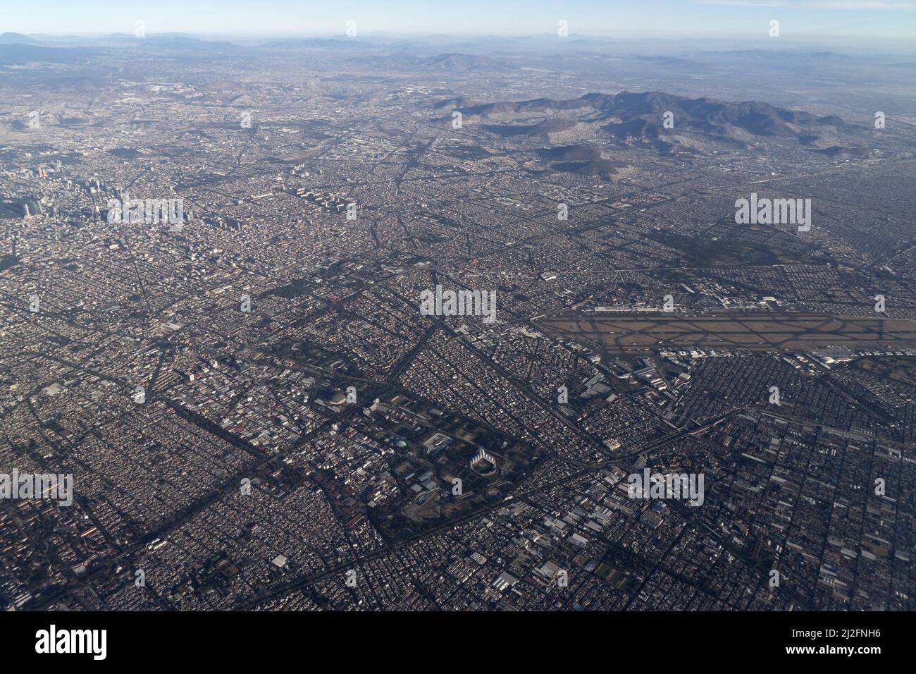 Mexico city aerial housing hi-res stock photography and images - Alamy