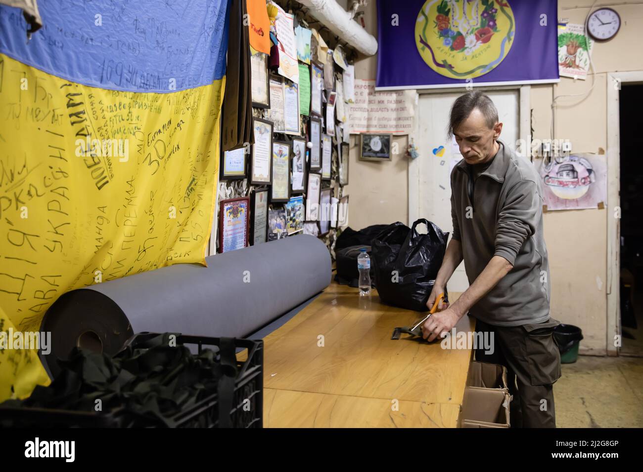 KYIV, UKRAINE - Apr. 01, 2022: Ukrainian Volunteer Weave Camouflage ...