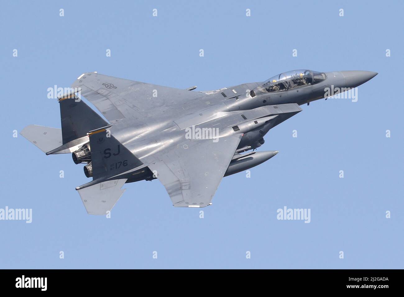 4th Fighter Wing F-15E overshooting the runway at RAF Lakenheath. Stock Photo