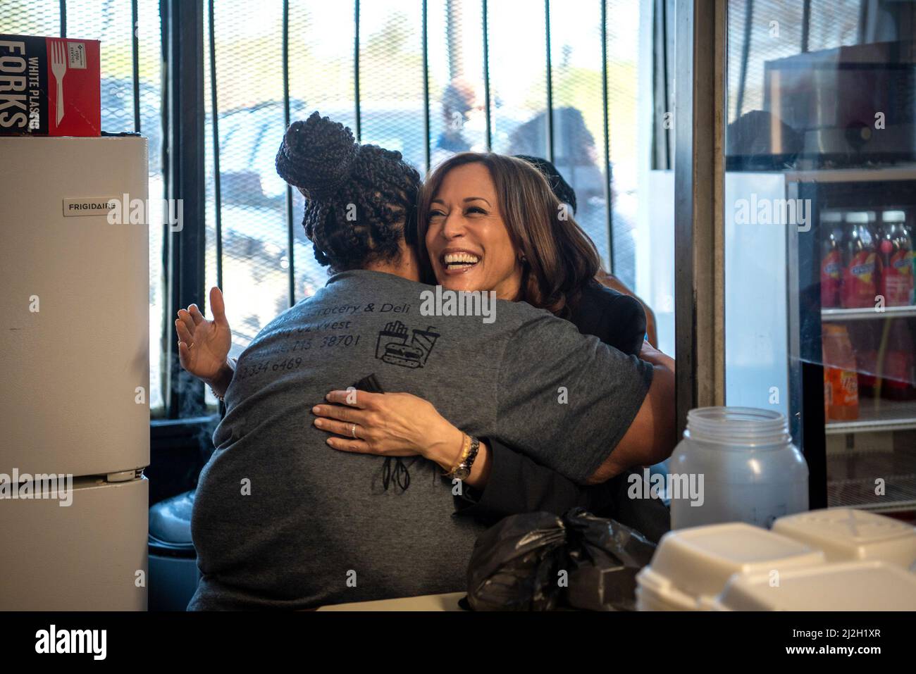 Greenville, United States. 01st Apr, 2022. Vice President Kamala Harris visits with workers at Southside Grocery & Deli before departing Greenville, Mississippi on Friday, April 1, 2022. Photo by Rory Doyle/UPI Credit: UPI/Alamy Live News Stock Photo
