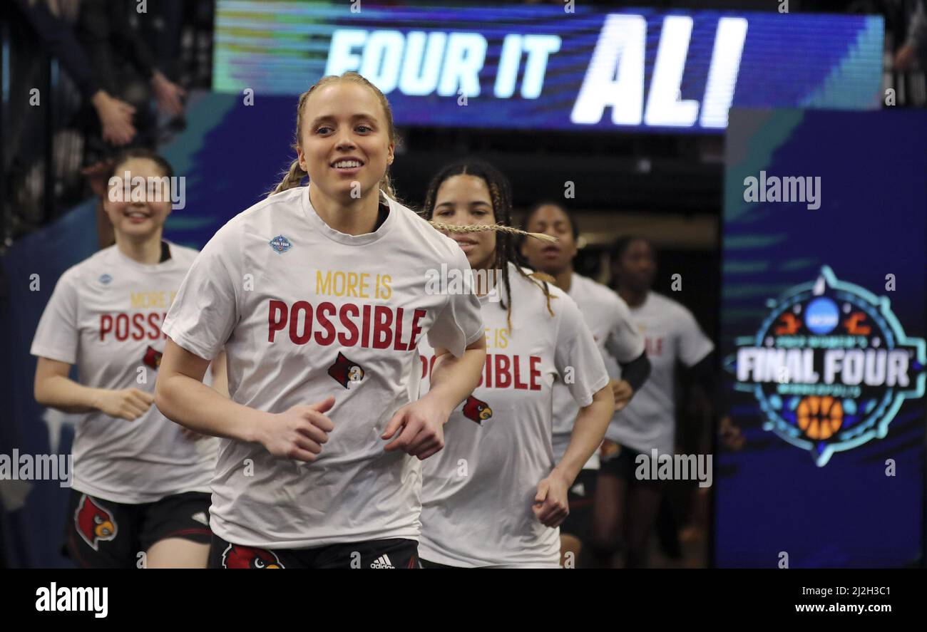 Minneapolis, United States. 01st Apr, 2022. Louisville Cardinals Hailey Van Lith (10) leads the team out for their game against the South Carolina Gamecocks in the first half of game one of the Women's Final Four Semi Finals at Target Center in Minneapolis on Friday, April 1, 2022. Photo by Aaron Joseczfyk/UPI Credit: UPI/Alamy Live News Stock Photo