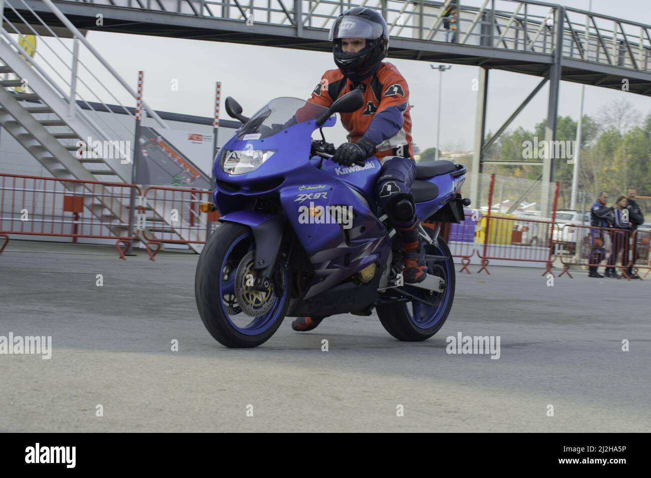 Kawasaki zx hi-res stock photography and images - Alamy