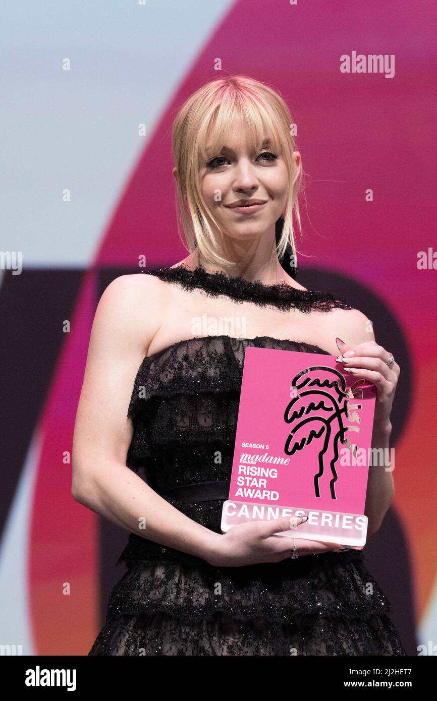 Sydney Sweeney receives the Madame Figaro Rising Star Award during the