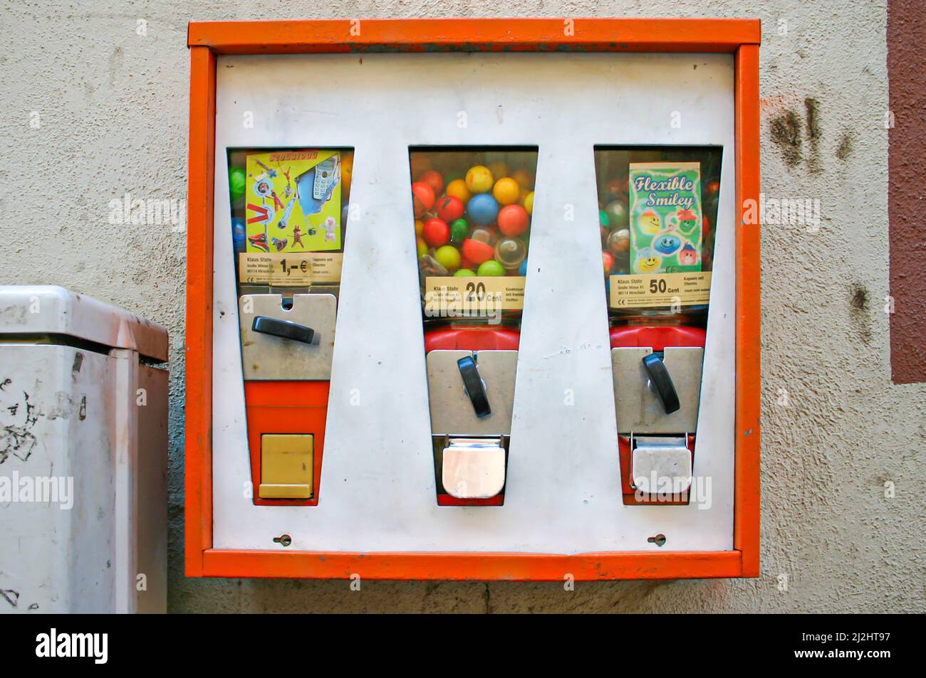 German chewing gum machine hires stock photography and images Alamy