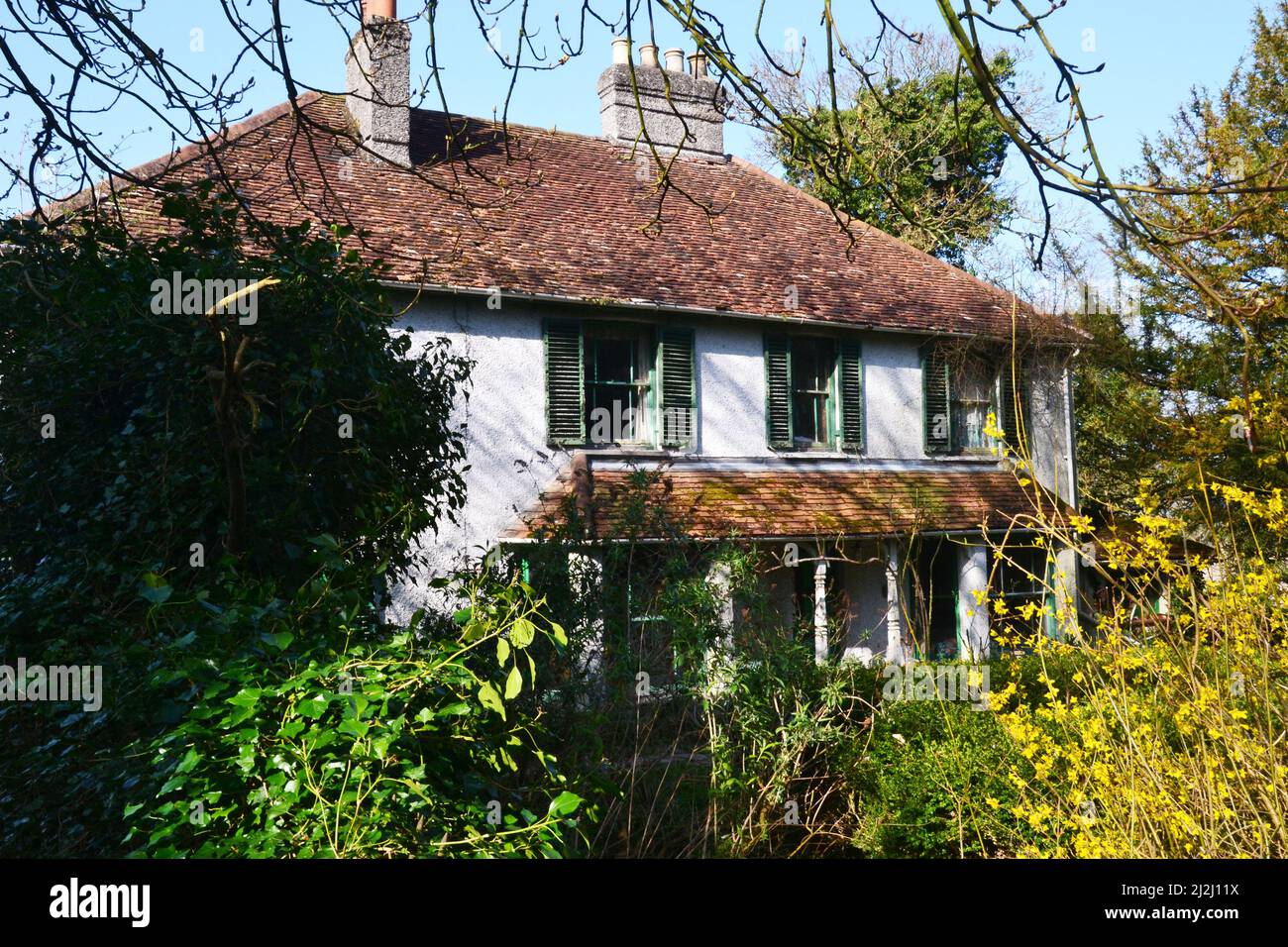 Ramshackle house in Bledlow, Buckinghamshire, England, UK Stock Photo