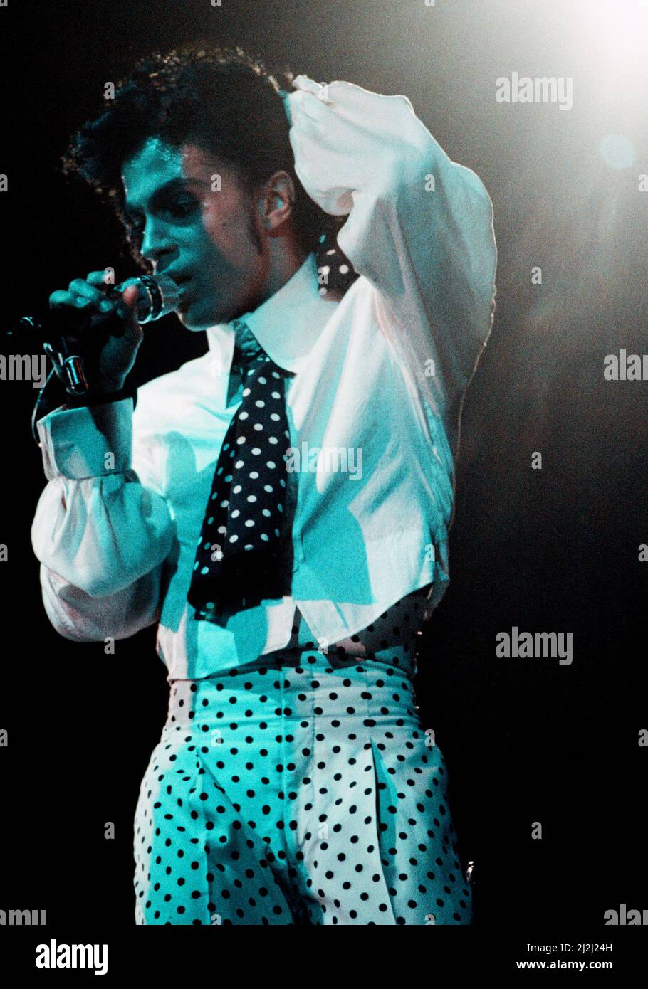 Prince performing on stage at Wembley 25th July 1988