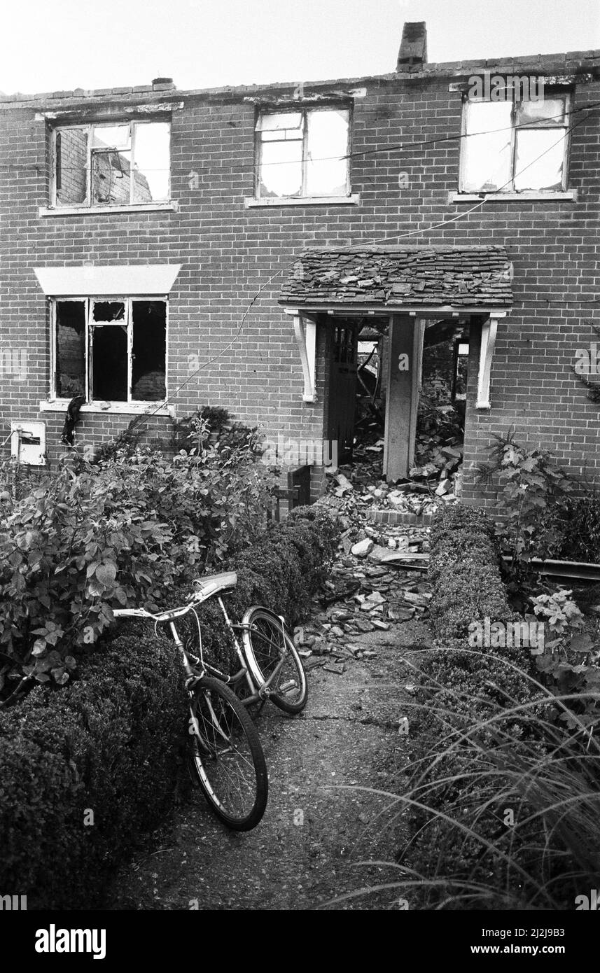 1987 house fire hires stock photography and images Alamy