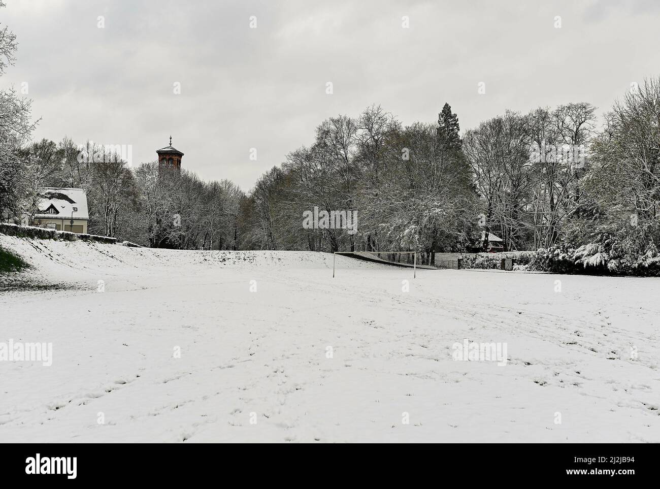 Football story hi-res stock photography and images - Alamy