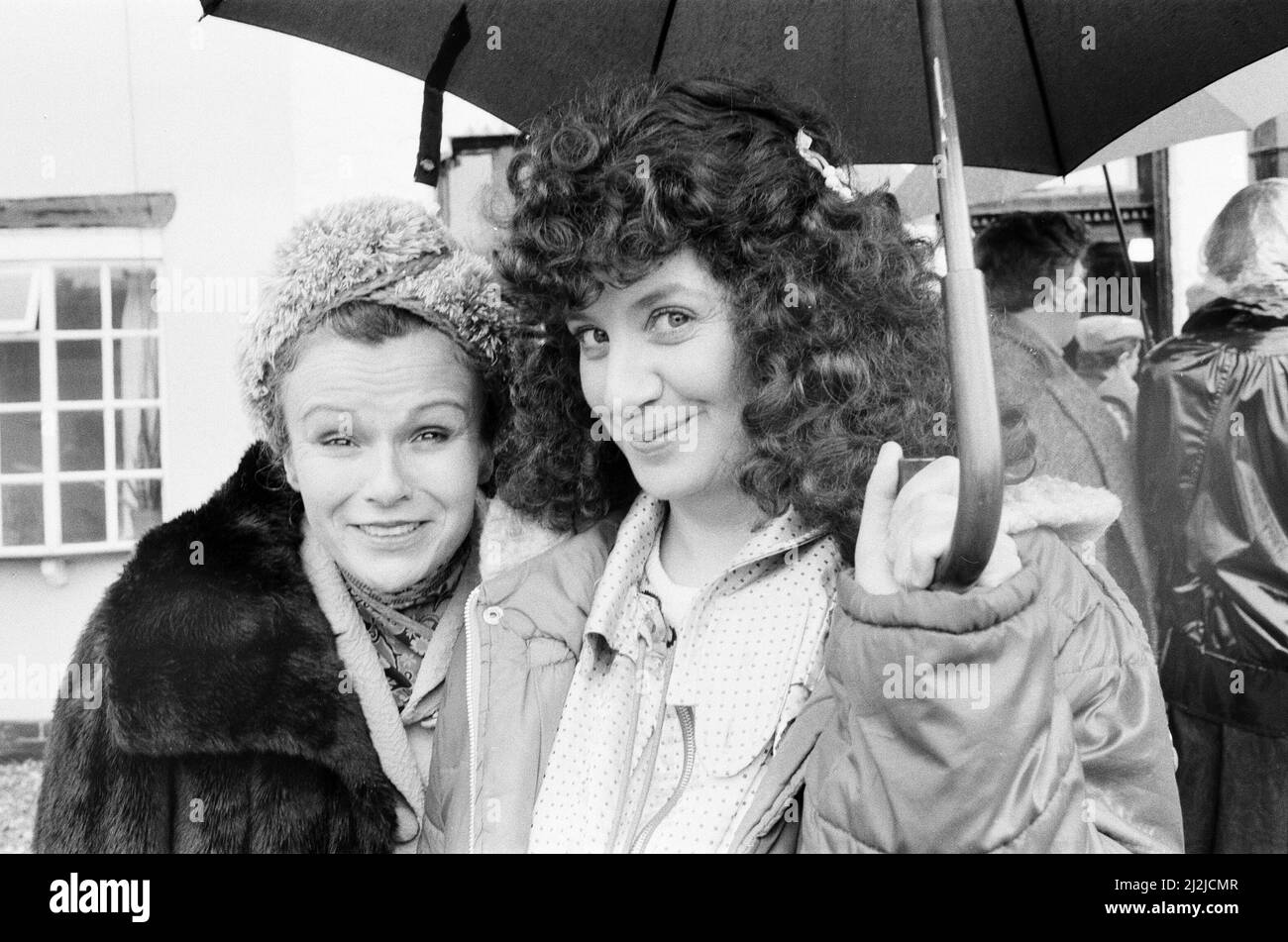 Victoria Wood As Seen on TV, television series, outdoor filming comedy sketches of Acorn Antiques, a spoof of a low budget soap opera, which appear in the show. June 1987. Pictured, Victoria Woods and Julie Walters. Stock Photo