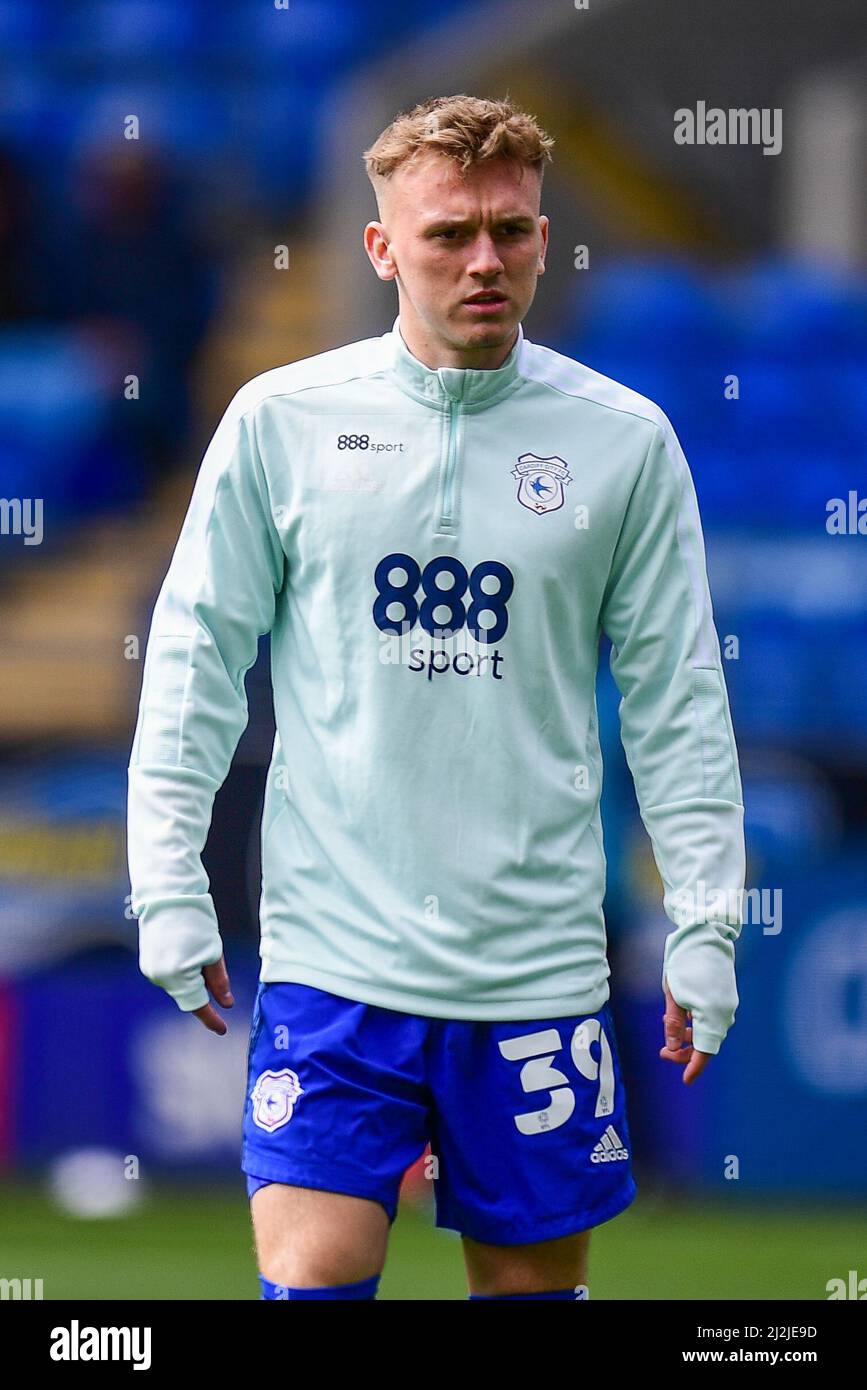 Isaak Davies: Cardiff City youngster has watched Huddersfield winner '1,000  times' - BBC Sport