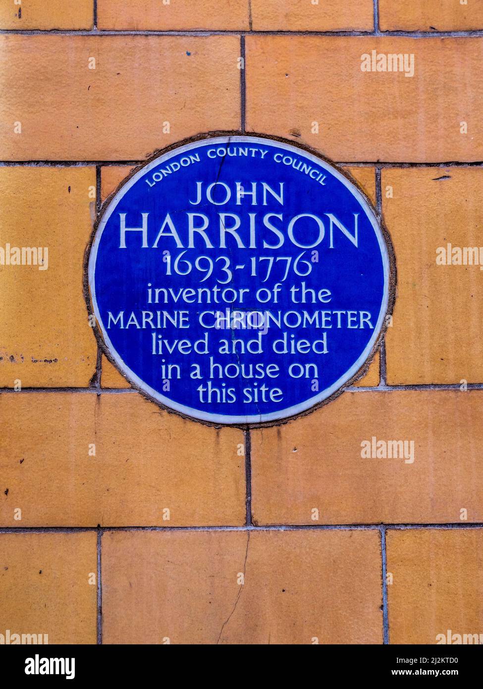 John Harrison Blue Plaque London - John Harrison invented the marine chronometer. Plaque on his home in Summit House, Red Lion Square, Holborn London Stock Photo