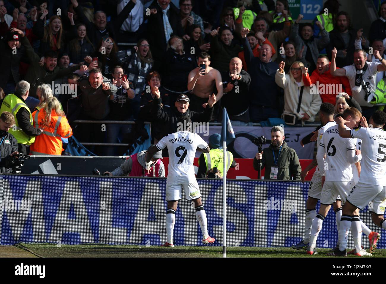 Cardiff City v Swansea City LIVE: team news & score update