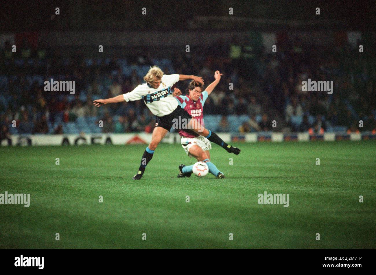 98 Fotos E Imágenes De Alta Resolución De Jurgen Klinsmann Inter Milan Pictured Making A Run