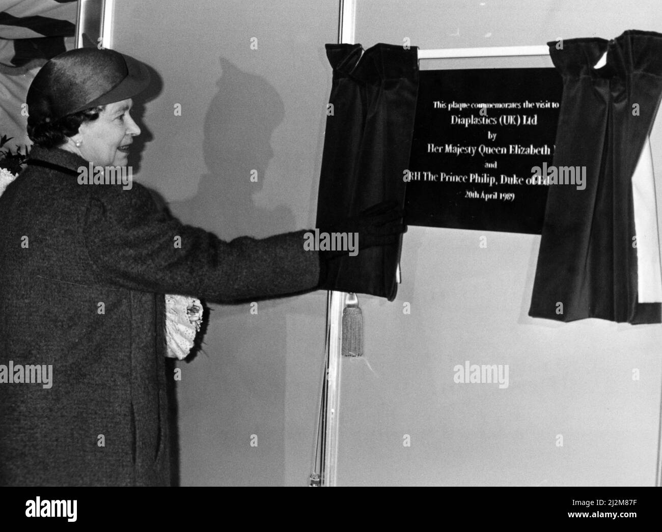 1980s factory uk hires stock photography and images Alamy