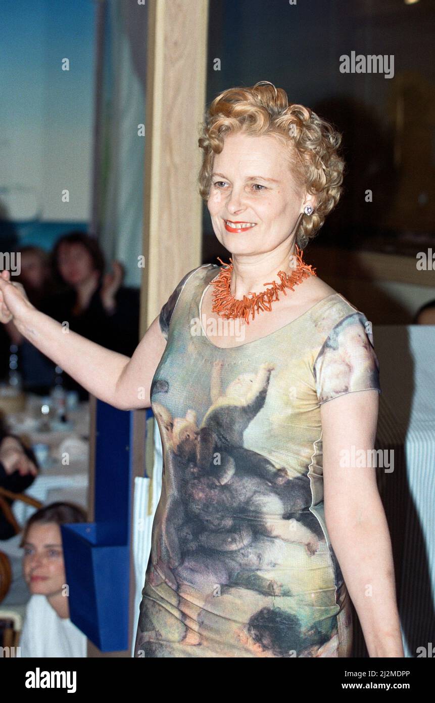 Vivienne westwood catwalk 1990 hi-res stock photography and images - Alamy