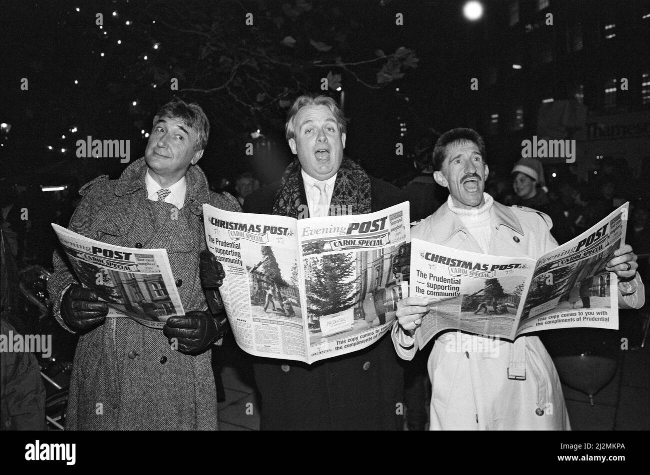 Christopher Biggins and Barry ChuckleChristmas light switch on at Broad Street Mall, Reading. 21st November 1991. Stock Photo