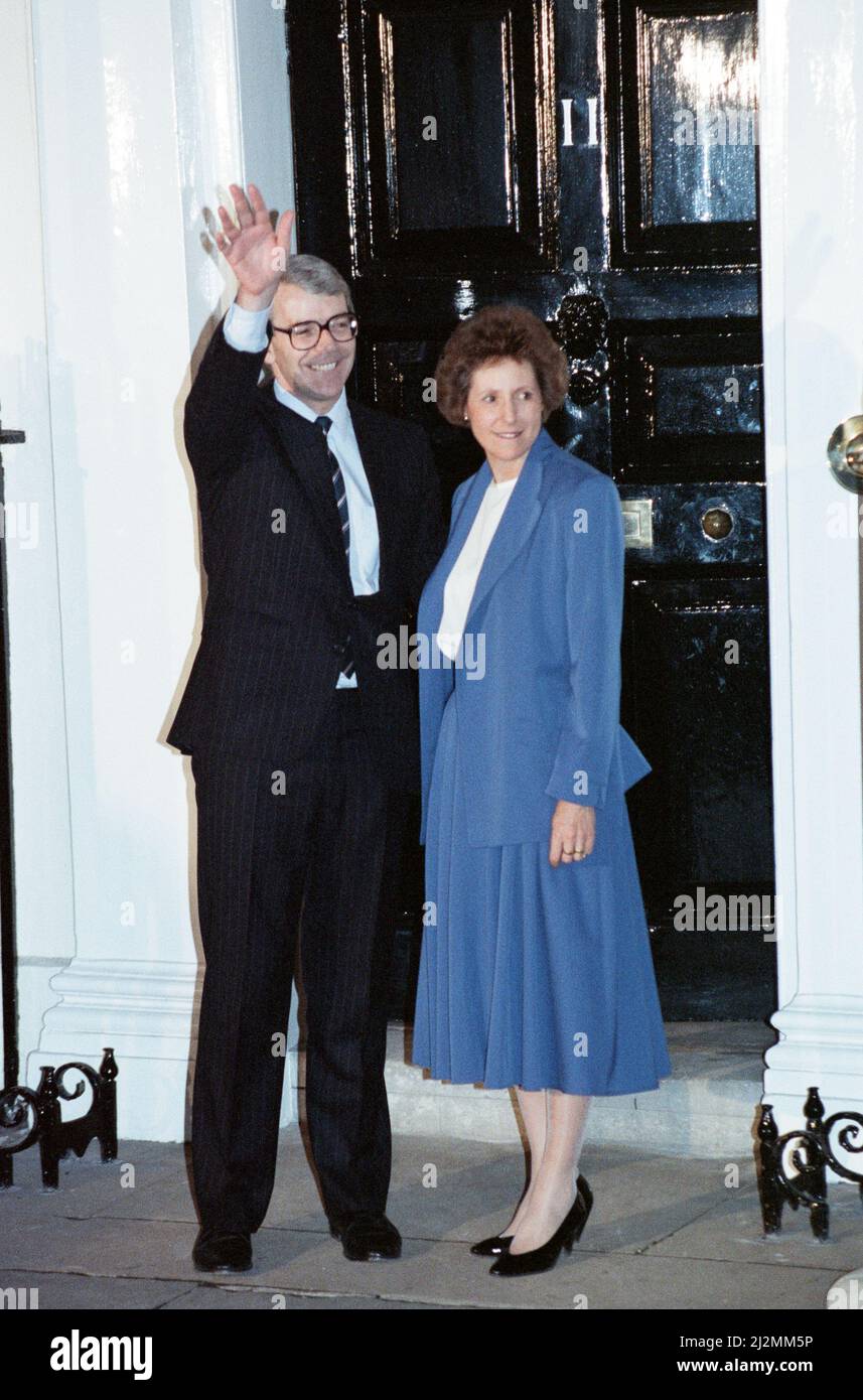 Elizabeth Major John Major outside 10 Downing Street after winning the Conservative ...