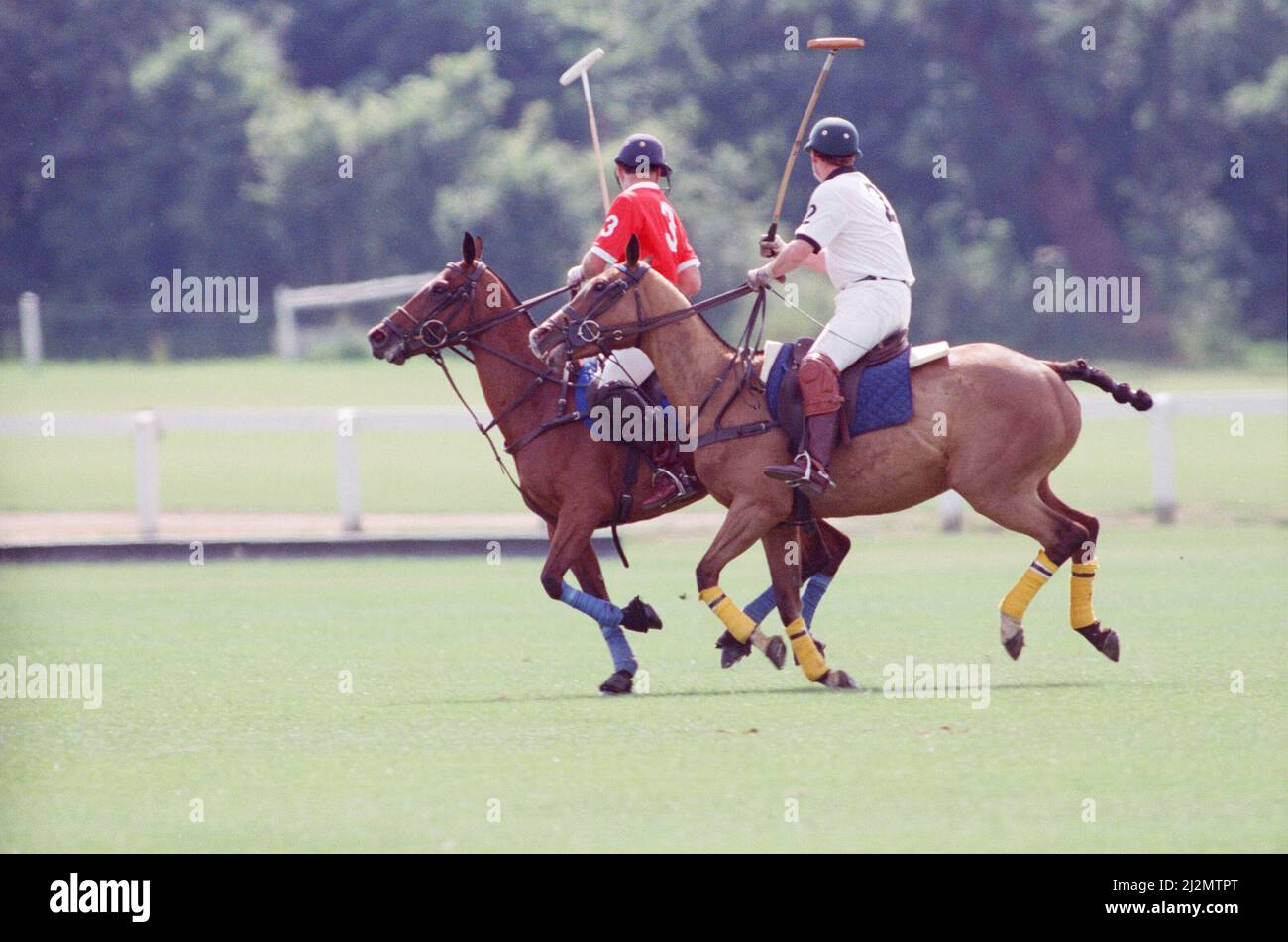 Major james hewitt 1991 hi-res stock photography and images - Alamy