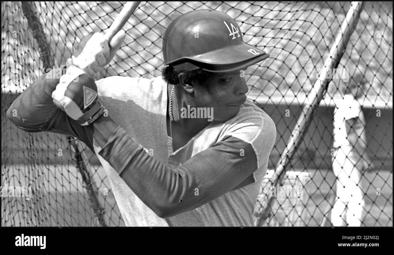 Dusty Baker taking batting practice at a pre-season workout at Dodger Stadium in Los Angeles, CA Stock Photo