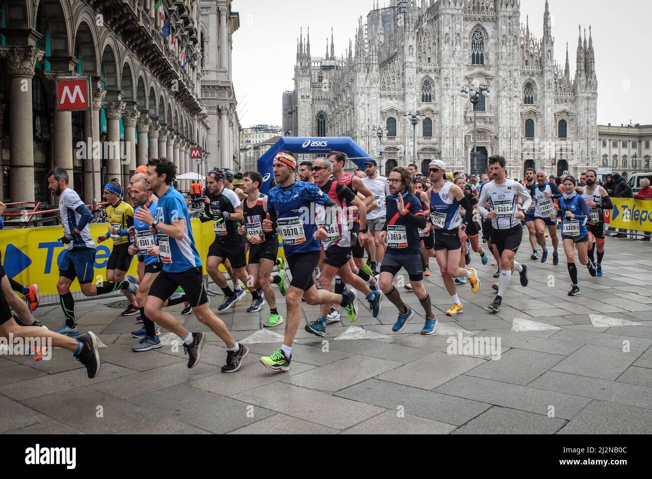 April 3, 2022, MILAN, Italia: Partecipants at the ''Milano Marathon'' in  the centre of Milan, Italy, 03 April 2022..ANSA/MATTEO CORNER (Credit  Image: © ANSA via ZUMA Press Stock Photo - Alamy