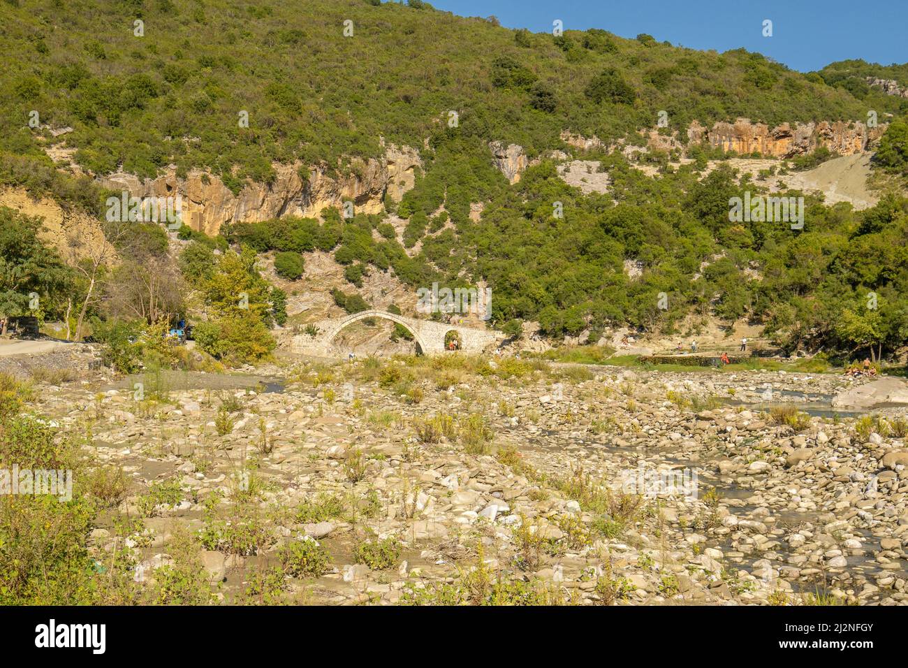 Holiday goers relax and go swimming in the thermal baths in Benje Stock ...