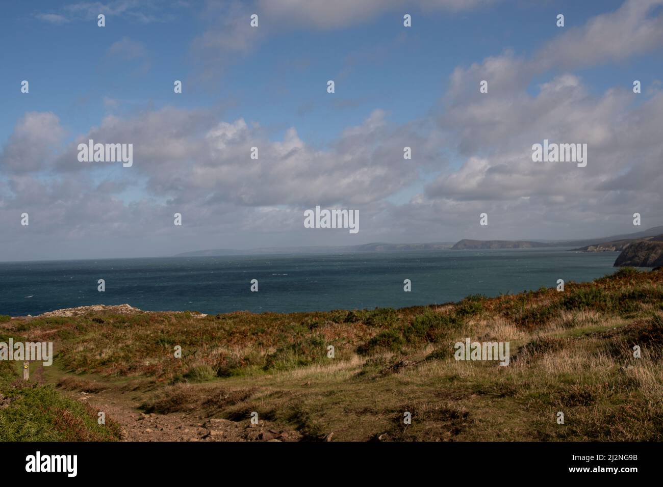 Strumble Head Rocks Strumble head Pembrokeshire coastal path Stock Photo - Alamy
