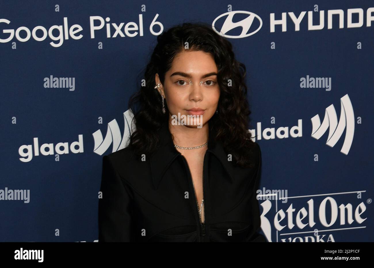 AuliÕi Cravalho arrives at the 33rd Annual GLAAD Media Awards at the