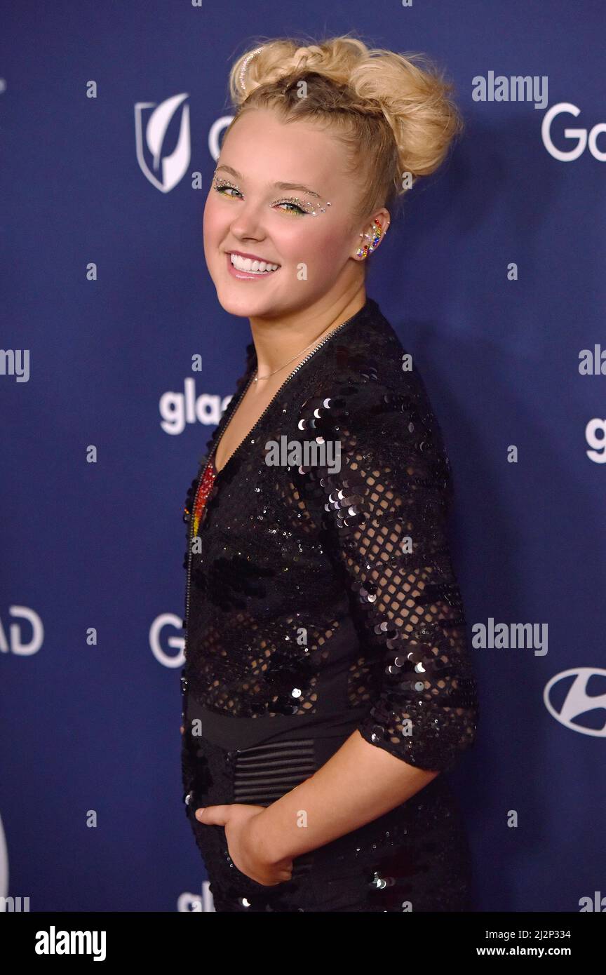 Jojo siwa 2022 hi-res stock photography and images - Alamy