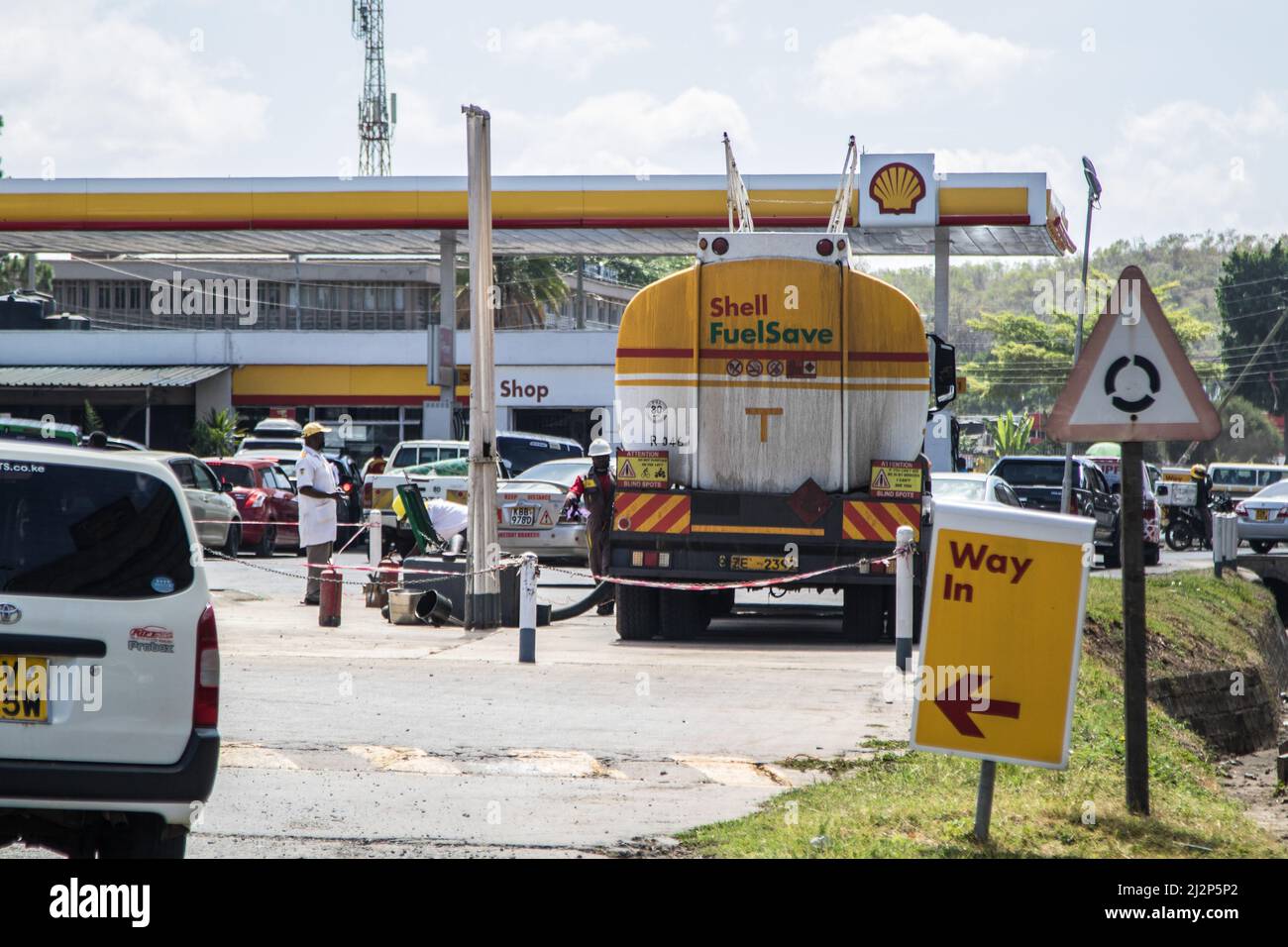 Refilling stations hi-res stock photography and images - Alamy