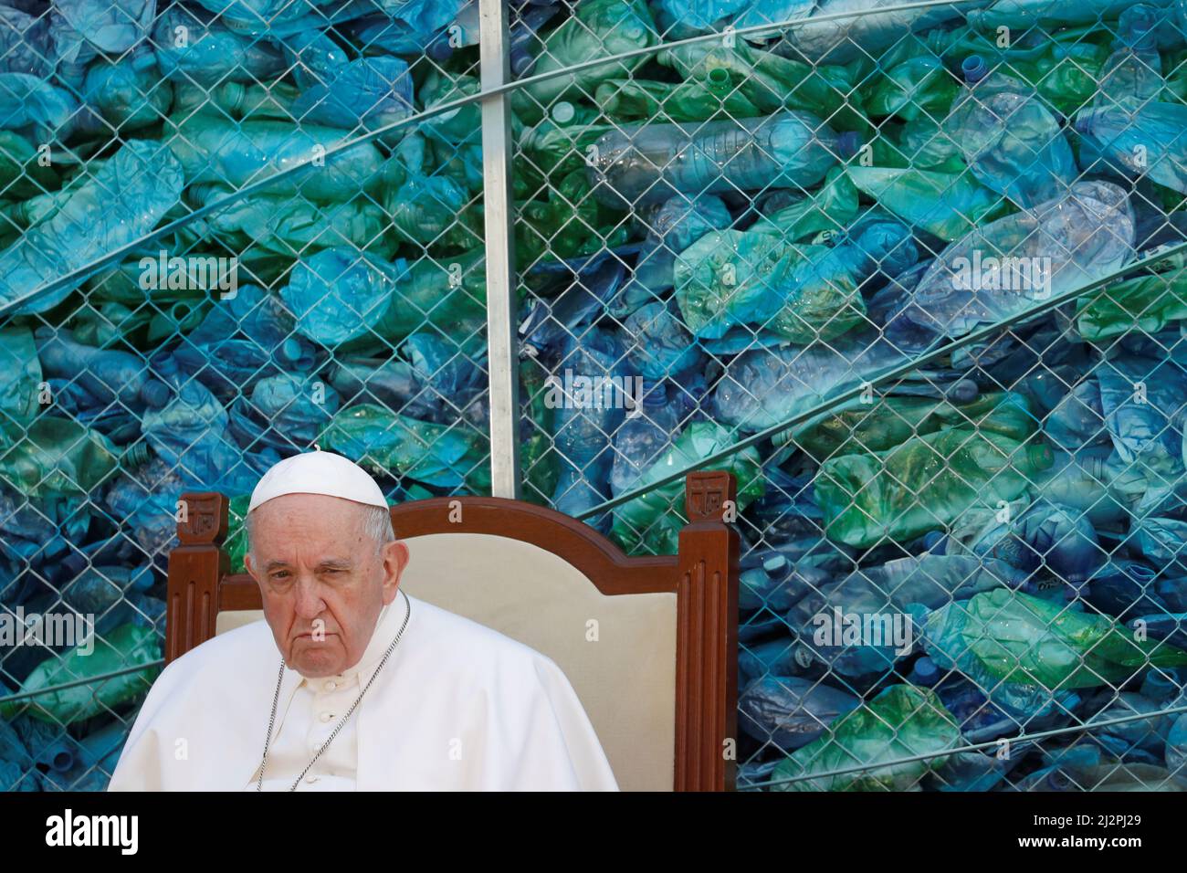 Pope Francis meets with migrants at the ''John XXIII Peace Lab'' Centre for  Migrants in Hal Far, Malta, April 3, 2022. REUTERS/Remo Casilli Stock Photo  - Alamy