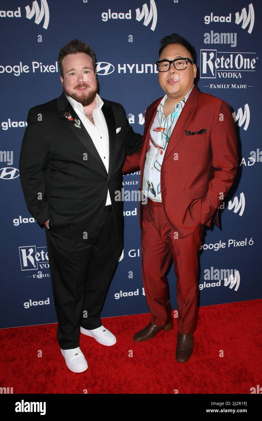 Zeke Smith and Nico Santos attends the 33rd Annual GLAAD Media Awards on April 02, 2022 in Beverly Hills, California. Photo: CraSH/imageSPACE Stock Photo