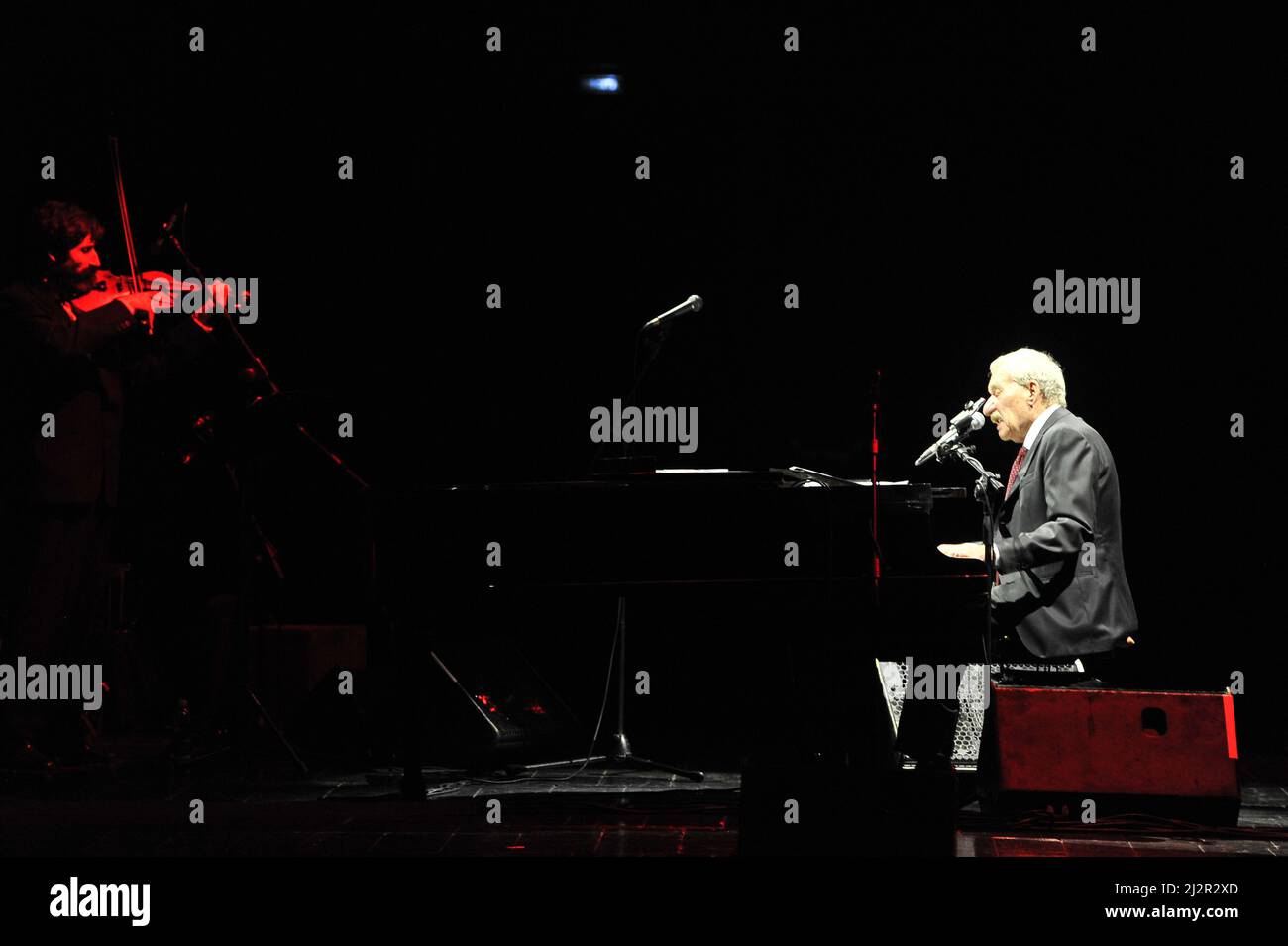 Paolo Conte in live concert Stock Photo - Alamy