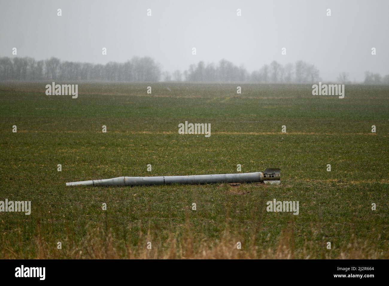 Ukraine. 03rd Apr, 2022. The husk of Russian cluster munition rockets lay buried in the fields near the villages of Smolyanka and Olyshivka after shelling in the previous nights, in the Chernihiv Oblast on April 3rd, 2022. Olyshivka, Ukraine. Russian military forces entered Ukraine territory on Feb. 24, 2022. (Photo by Justin Yau/Sipa USA) Credit: Sipa USA/Alamy Live News Stock Photo